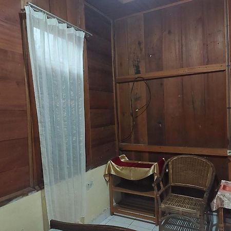 Mountain View Homestay Tomohon Exterior foto